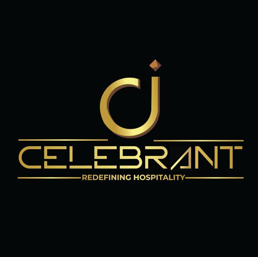 Celebrant Hotel Varanasi Exteriör bild